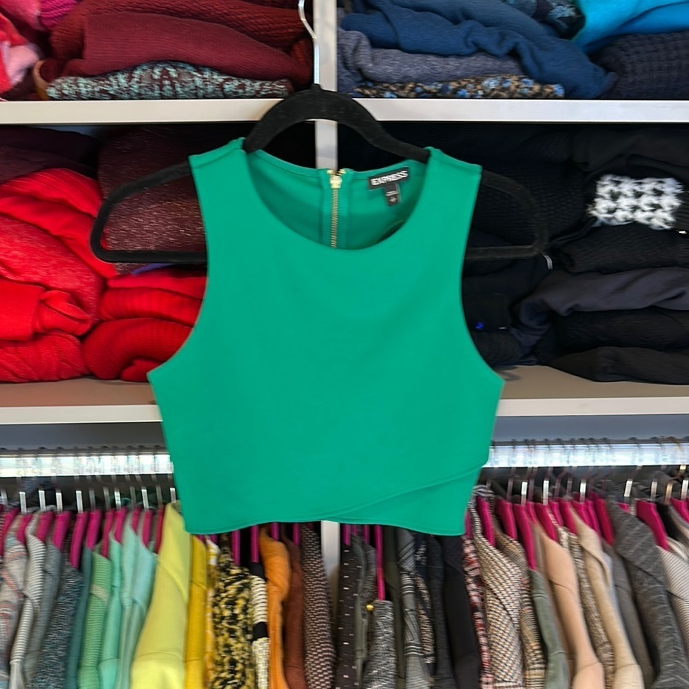 Express green sleeveless back cut out crop top size S